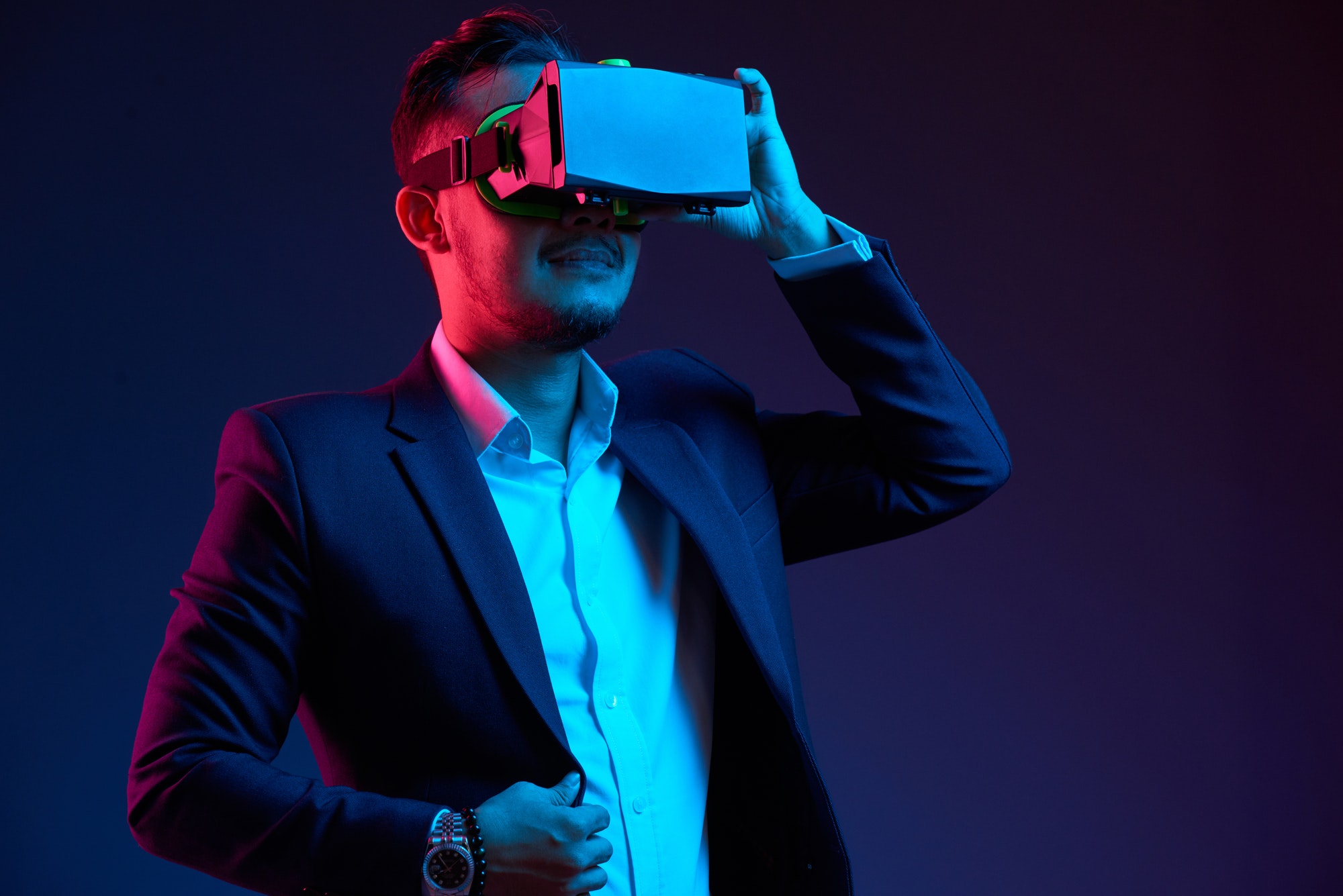 exploring-virtual-reality.jpg exploring-virtual-reality.jpg